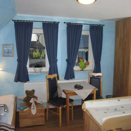 Ferienbauernhof Liesenberg Foersterhaus Gaensebluemchen Dom wakacyjny Fehmarn