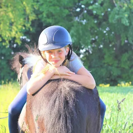 Ferienbauernhof Liesenberg Foersterhaus Gaensebluemchen Дом отдыха *