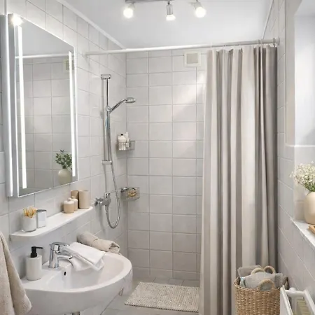 Ferienbauernhof Liesenberg Foersterhaus Gaensebluemchen Дом отдыха Фемарн